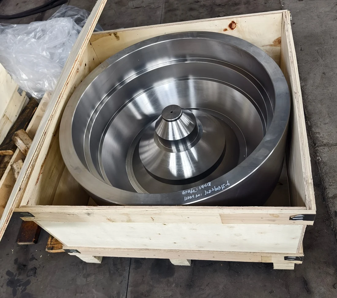 1.4418 / X4CrNiMo16-5-1 forged bowl bottom machined to bright surface, packed for export to Brazil